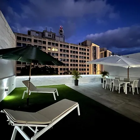 Downtown Rooftop Appartement